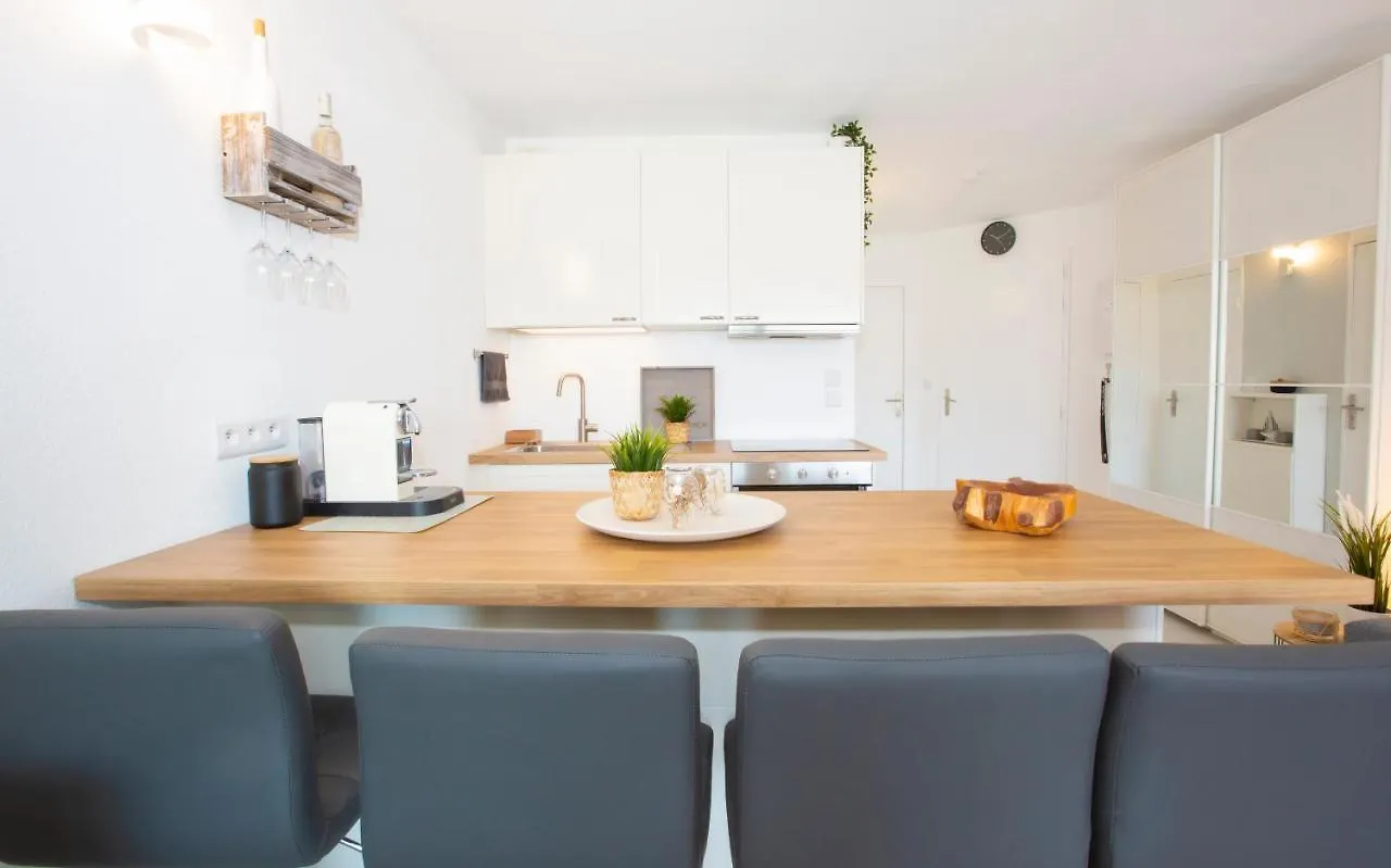 La Vie Est Belle Apartment Gassin