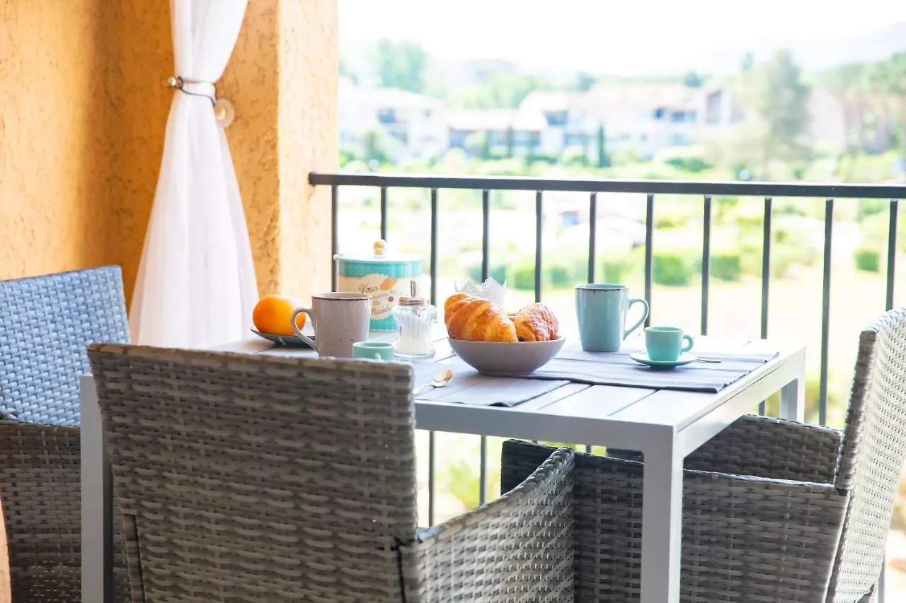 La Vie Est Belle Apartment Gassin